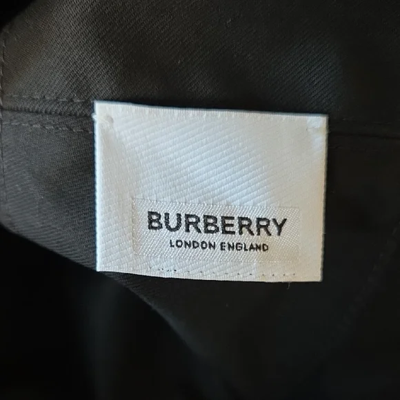 Burberry Reversible Check Bucket Hat - Picture 9 of 12